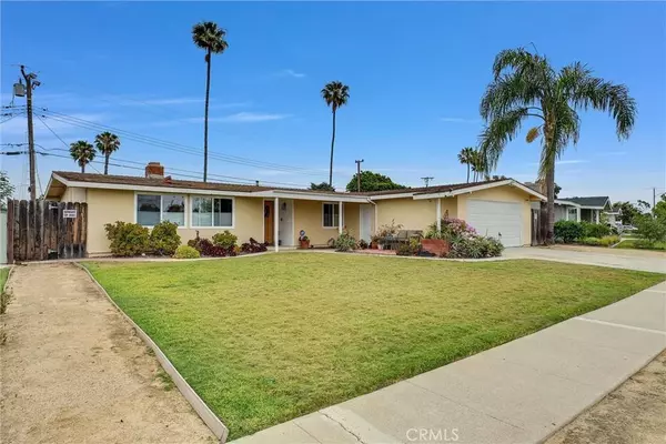 1714 Labrador DR, Costa Mesa, CA 92626