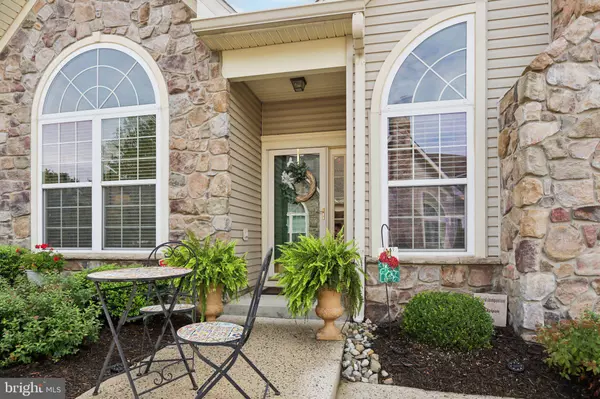 235 SHADY BROOK DR #153, Langhorne, PA 19047