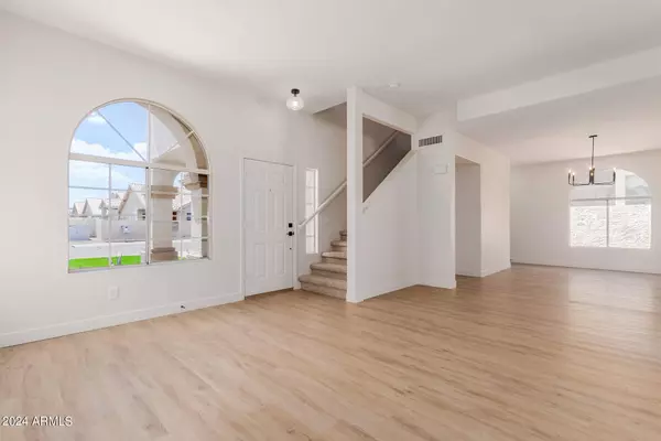 281 N BROOKSIDE Street, Chandler, AZ 85225