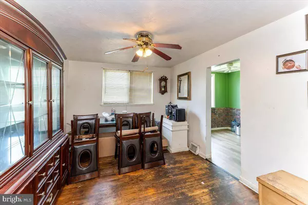 1642 POWELL RD, Brookhaven, PA 19015