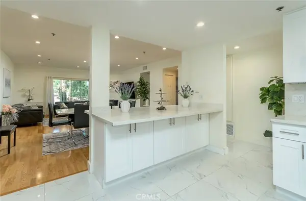 2706 Honolulu AVE #110, Montrose, CA 91020