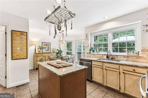 11180 Sea Lilly DR, Johns Creek, GA 30022