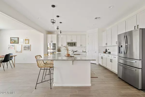 17811 W LILAC Street, Goodyear, AZ 85338