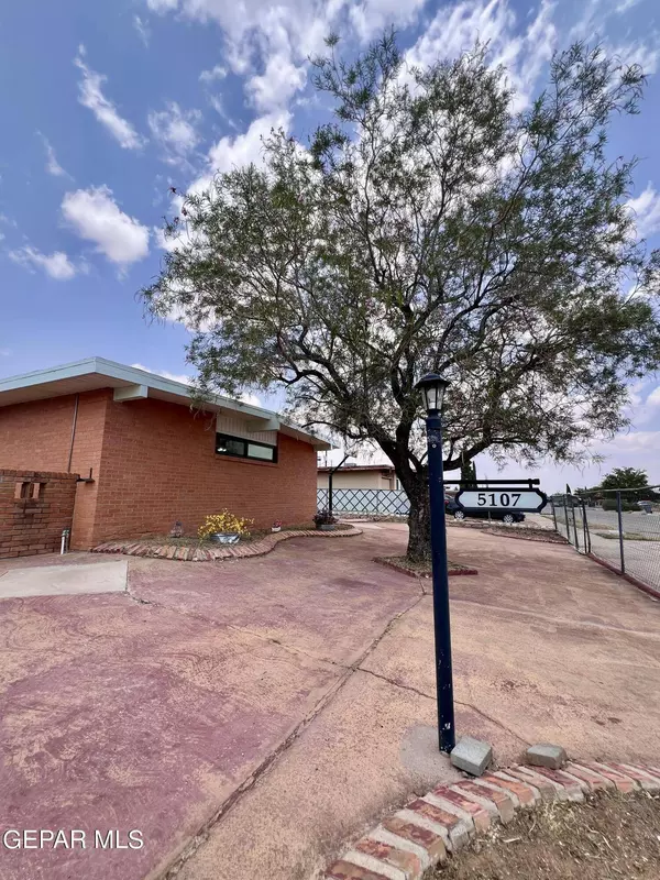 5107 WALLY DR, El Paso, TX 79924