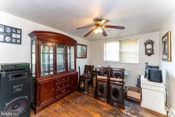 1642 POWELL RD, Brookhaven, PA 19015