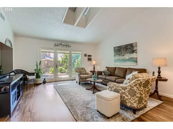 16855 SW 129TH AVE, Portland, OR 97224