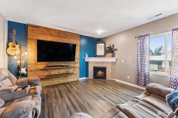 20106 18th Avenue Ct E, Spanaway, WA 98387