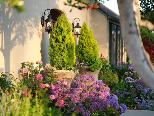 703 Ocean AVE, Monterey, CA 93940