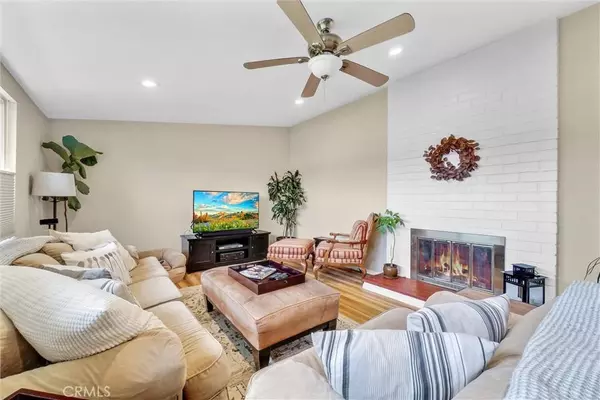 1714 Labrador DR, Costa Mesa, CA 92626