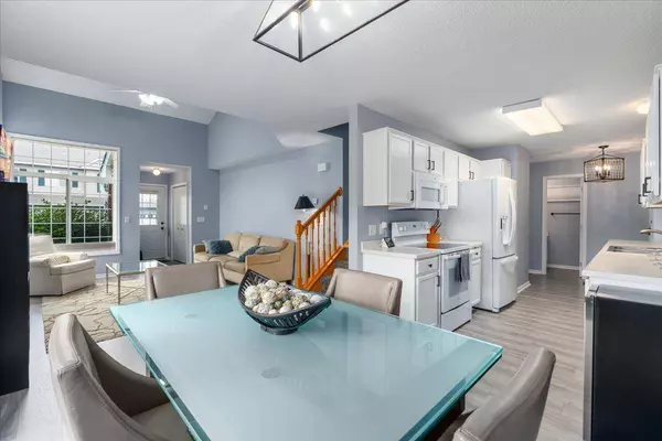 554 Spruce DR, Hudson, WI 54016