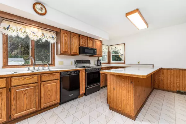 108 N Beebe Street, Warren, IL 61087