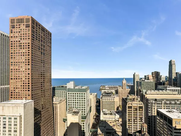 100 E Huron ST #4002, Chicago, IL 60611