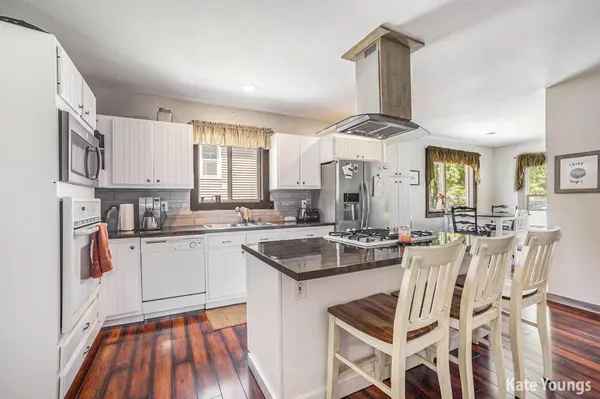 108 S Cross Street, Greenville, MI 48838