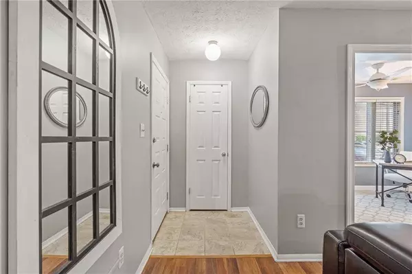 211 River Mill CIR, Roswell, GA 30075