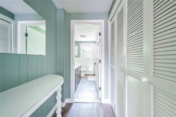 59 Westfield DR, Cranston, RI 02920