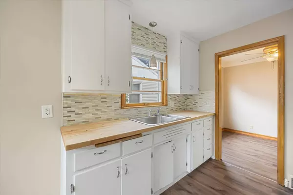 1459 Schletti ST, Saint Paul, MN 55117