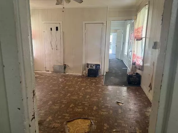 1649 PILLOW RD, Memphis, TN 38106