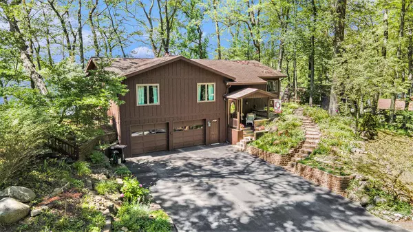 4789 Hilltop Street, Hastings, MI 49058