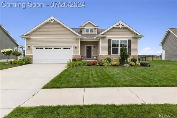 458 Trestle Drive, Howell, MI 48843