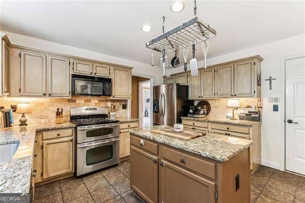 11180 Sea Lilly DR, Johns Creek, GA 30022