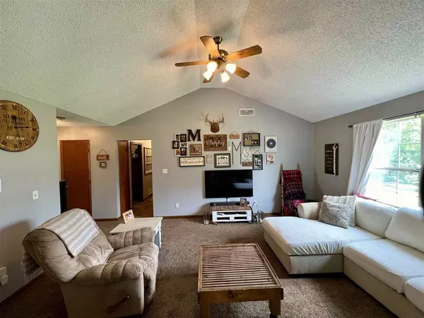 2494 Brookfield DR, Manhattan, KS 66503