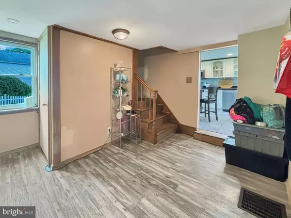 336 WASHINGTON ST, Mount Holly, NJ 08060