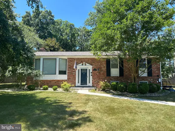 8704 SUDBURY PL, Alexandria, VA 22309