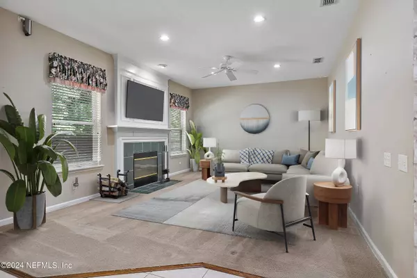 8645 ETHANS GLEN TER, Jacksonville, FL 32256