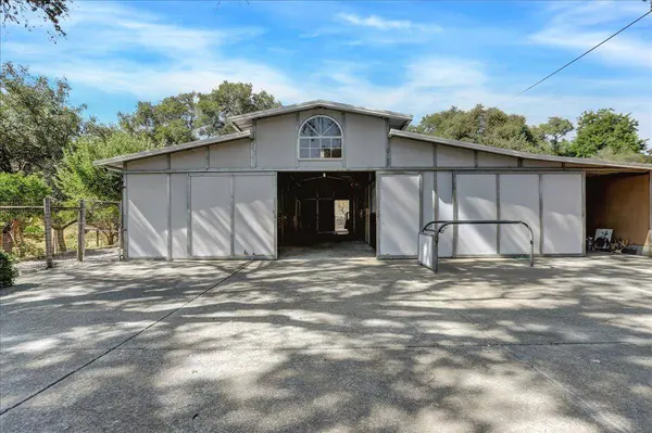 808 Doe Run LN, Newcastle, CA 95658