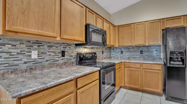 4814 E BELLERIVE Drive, Chandler, AZ 85249