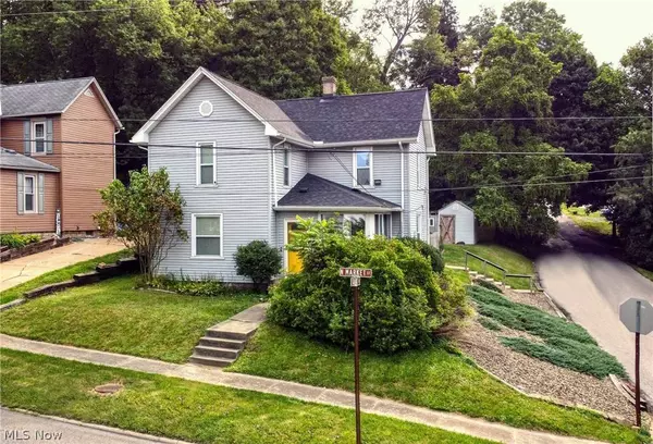 480 N Market ST, East Palestine, OH 44413