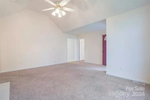 908 Blackstone LN, Rock Hill, SC 29730