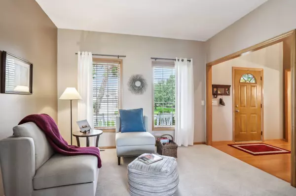 936 Lexington Way, Waunakee, WI 53597