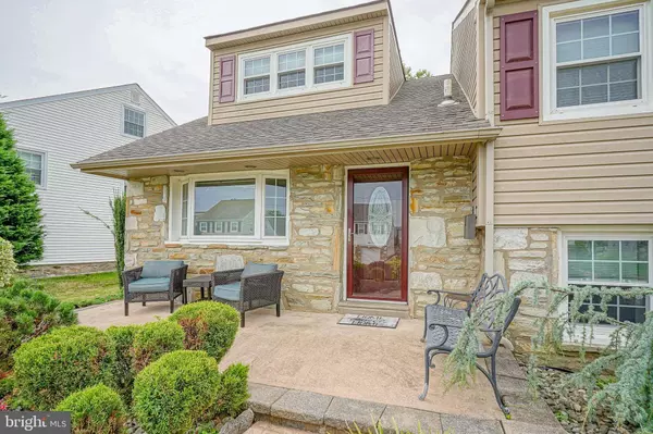 8015 COLFAX ST, Philadelphia, PA 19136