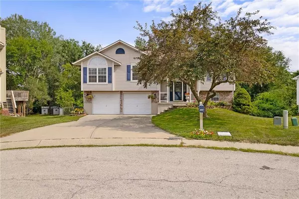 1109 N Viking CT, Independence, MO 64056