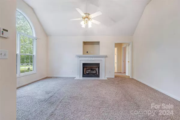 908 Blackstone LN, Rock Hill, SC 29730