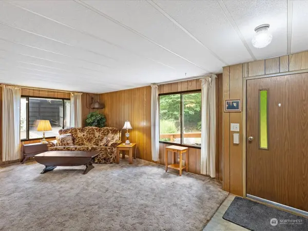 22429 Echo Lake RD, Snohomish, WA 98296