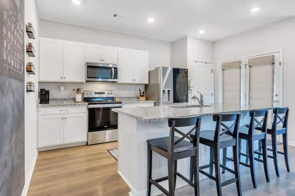 167 Olivia Cir, Chapel Hill, TN 37034