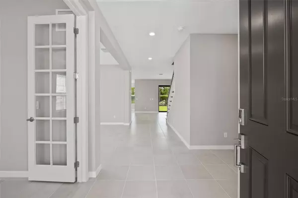 5630 SUMMIT GLN, Bradenton, FL 34203