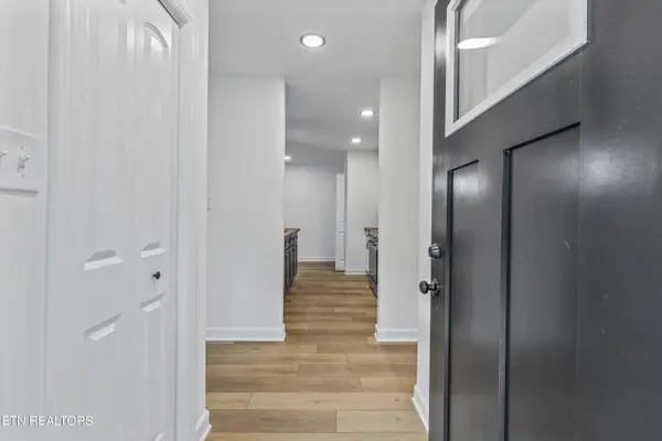 4317 Strawberry Plains PIKE #4317, Knoxville, TN 37914