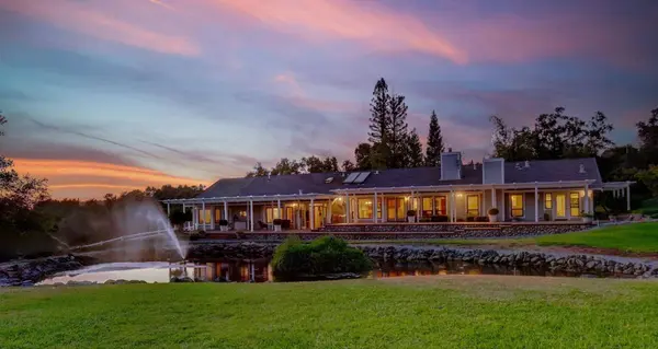 808 Doe Run LN, Newcastle, CA 95658