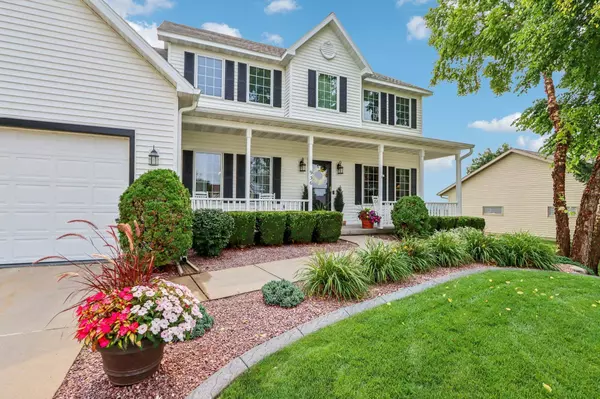 936 Lexington Way, Waunakee, WI 53597