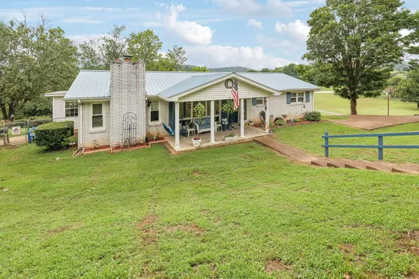 171 Hillcrest Cir, Gordonsville, TN 38563