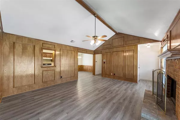 3411 Sara Drive, Rowlett, TX 75088