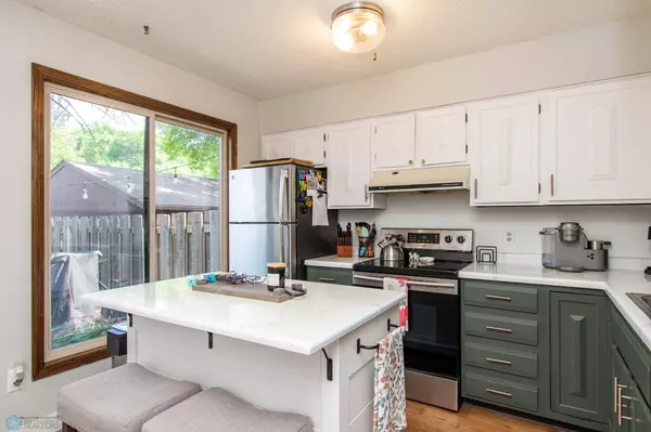 2229 4th AVE S, Moorhead, MN 56560