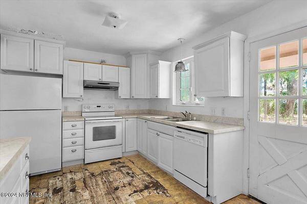 7023 MADRID AVE, Jacksonville, FL 32217