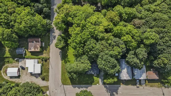 210 S Columbia Avenue, Scottville, MI 49454