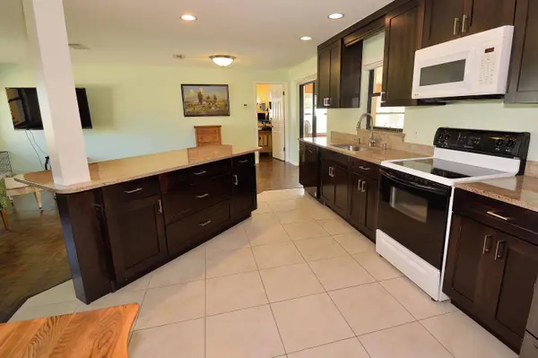 1575 Mercury ST, Merritt Island, FL 32953