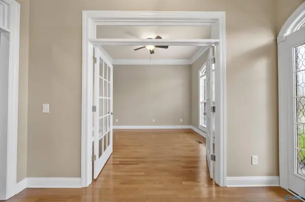 410 Natures Way SW, Huntsville, AL 35824