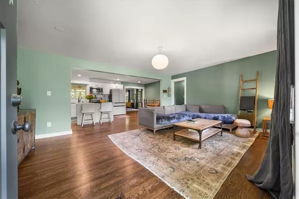 5460 Walker RD, Stone Mountain, GA 30088